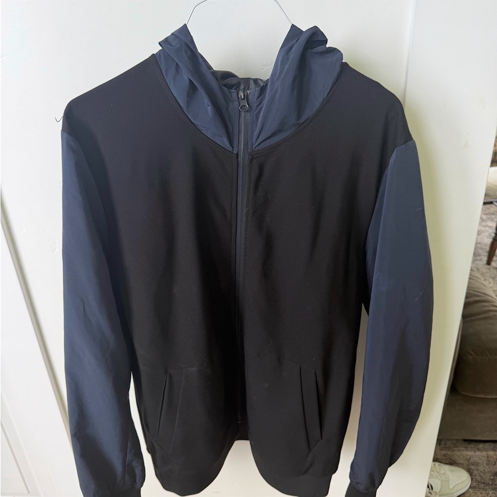 Calibrate Jacket size Large.